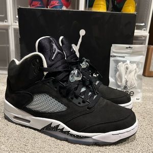Jordan 5 Moonlight (Oreo)